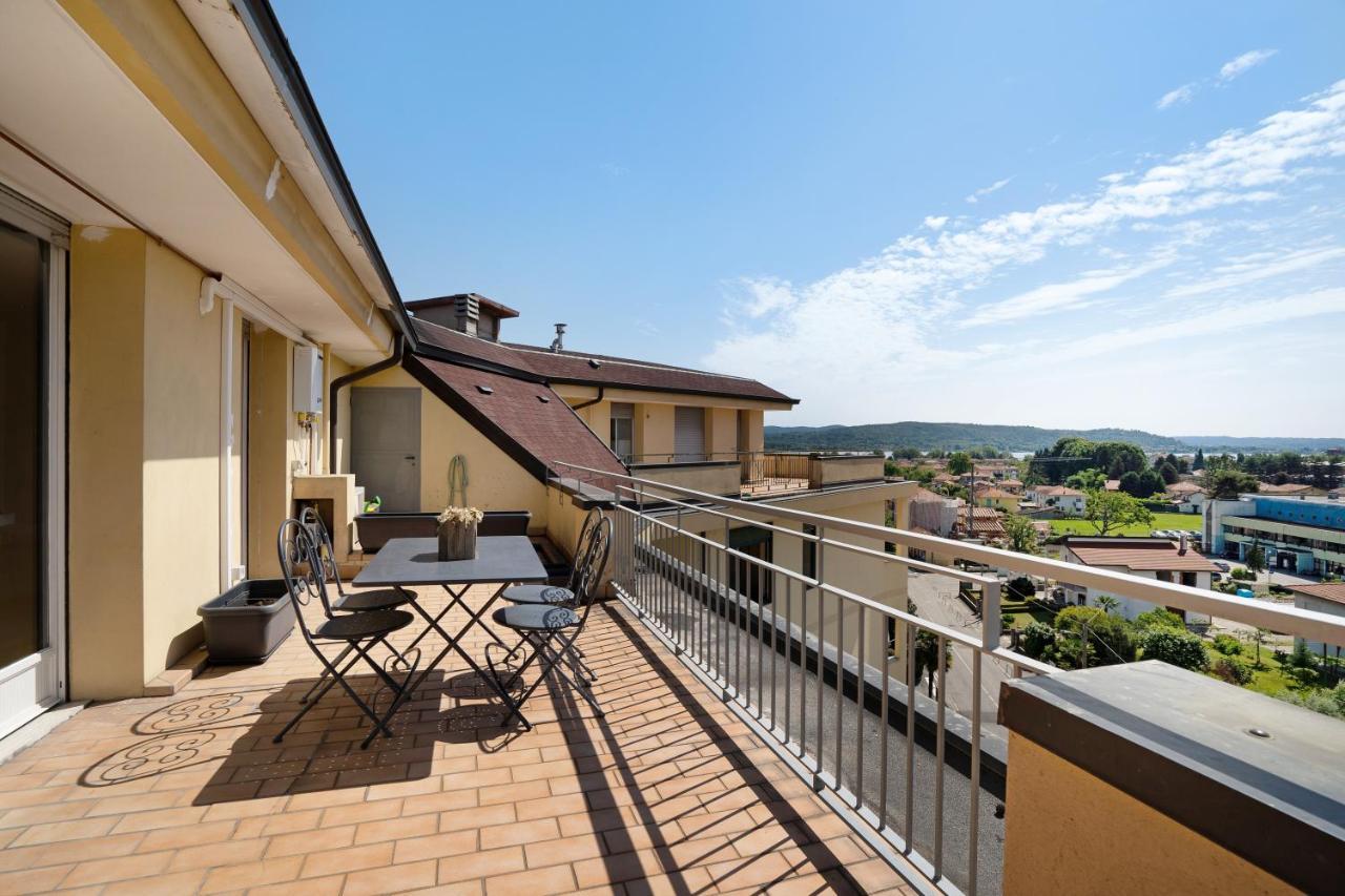 La Casa Del Riccio Apartment Arona Exterior photo